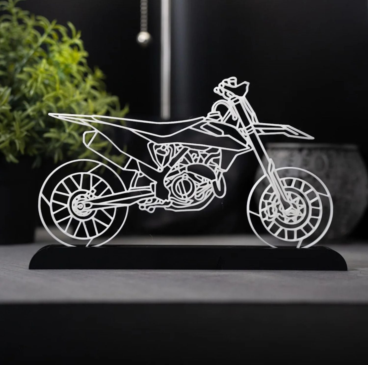 Serenosole™ MotoVibe Motorcycle Figure | Sleek, high-quality piece that’ll make any biker’s heart race | Perfect Bike Figurine 2024